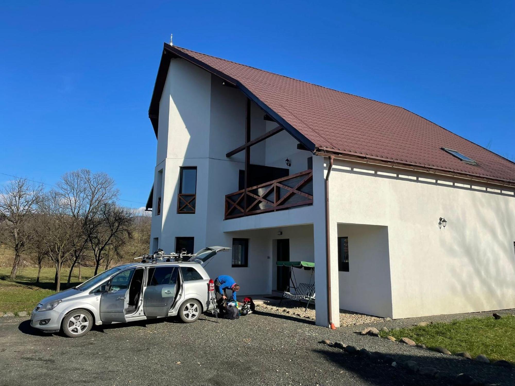 Pensiunea Rnb Maramures Surdesti  المظهر الخارجي الصورة